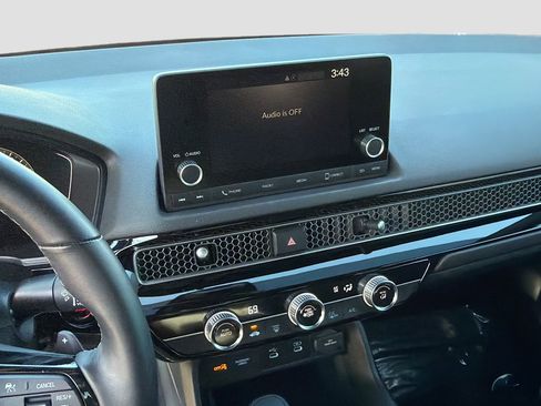 Used 2025 Honda Civic Sport image 25