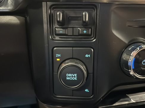 Used 2024 Ford F250 King Ranch AWD/4WD image 37