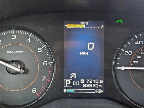 Used 2021 Subaru Crosstrek 2.0i Premium w/ Moonroof Package AWD/4WD image 11