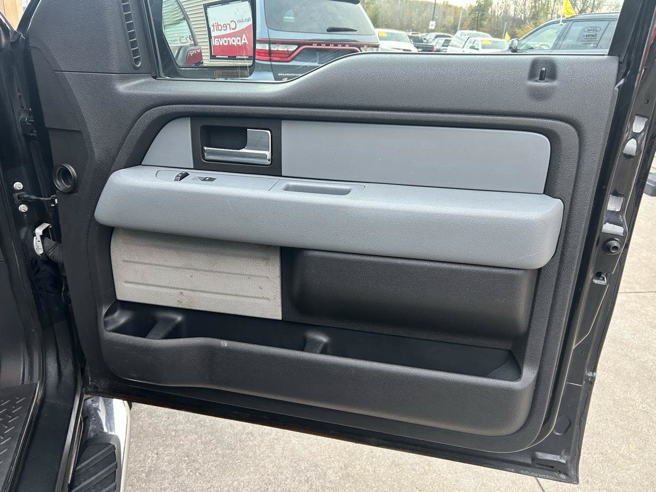 Used 2012 Ford F150 XLT w/ XLT Chrome Pkg AWD/4WD image 17