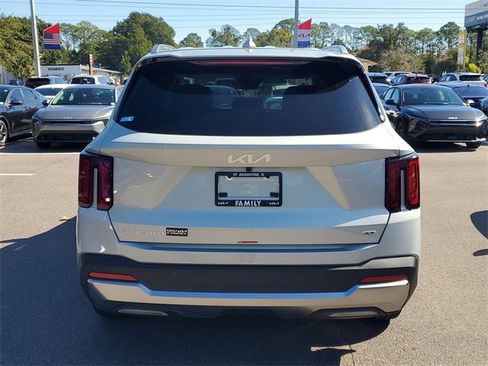 New 2026 Kia Sorento S image 5