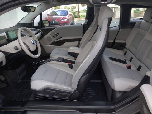Used 2015 BMW i3 w/ Range Extender RWD image 10