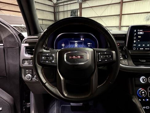 Used 2023 GMC Yukon XL AT4 w/ AT4 Premium Package image 31