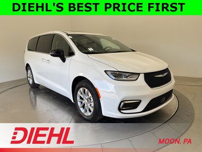 New 2026 Chrysler Pacifica Limited