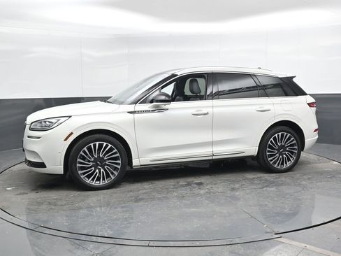 Used 2021 Lincoln Corsair Reserve w/ Equipment Group 201A image 9