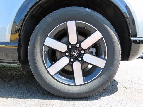 New 2026 Honda Prologue Touring image 9