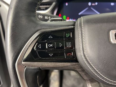 Used 2022 Jeep Grand Cherokee L Overland w/ Luxury Tech Group IV image 17