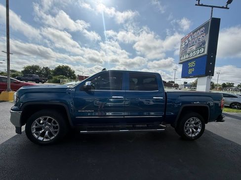 Used 2018 GMC Sierra 1500 SLT w/ SLT Premium Package AWD/4WD image 7