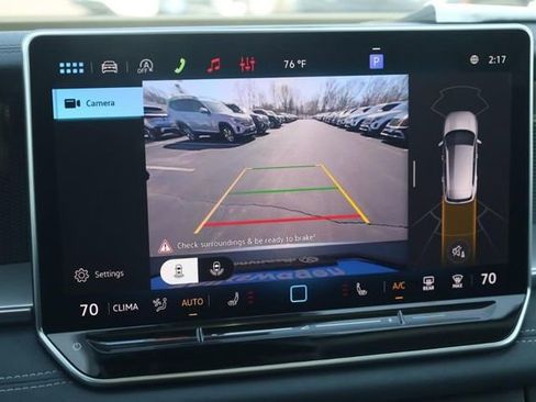 New 2026 Volkswagen Tiguan SE AWD/4WD image 16