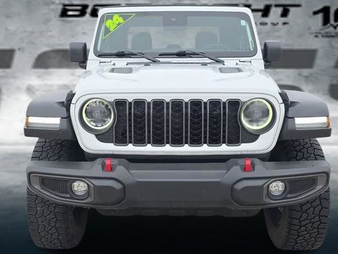 Used 2024 Jeep Gladiator Rubicon image 9