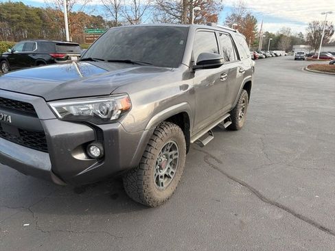 Used 2023 Toyota 4Runner SR5 image 3