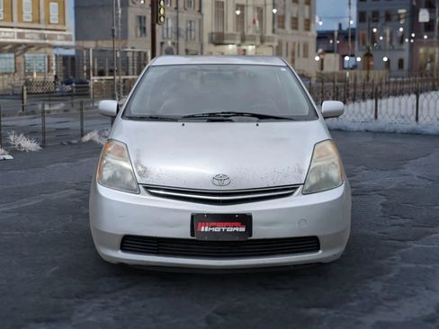 Used 2009 Toyota Prius FWD image 2
