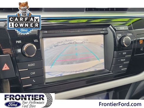 Used 2015 Toyota Corolla LE image 23