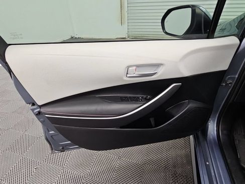 Used 2023 Toyota Corolla SE w/ SE Premium Package FWD image 29