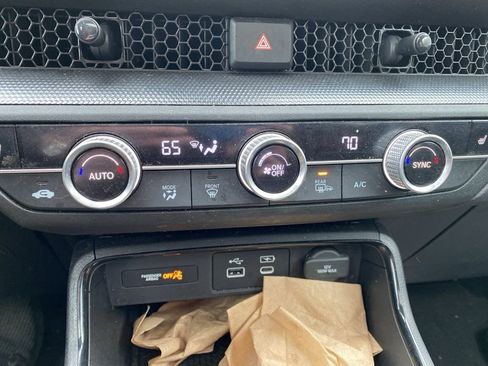 Used 2023 Honda CR-V EX image 12