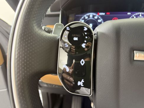 Used 2022 Land Rover Range Rover Sport HSE Dynamic image 15