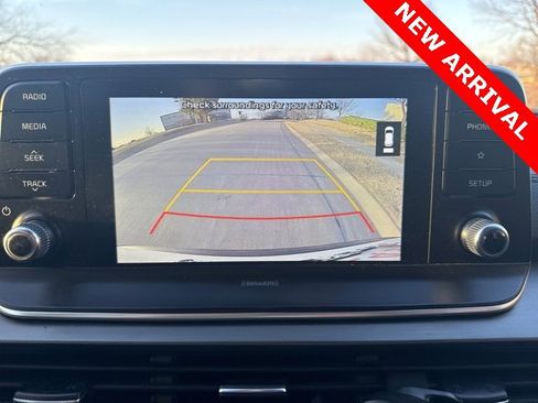 Used 2020 Kia Telluride LX image 16