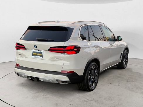 New 2026 BMW X5 xDrive40i w/ Premium Package image 7