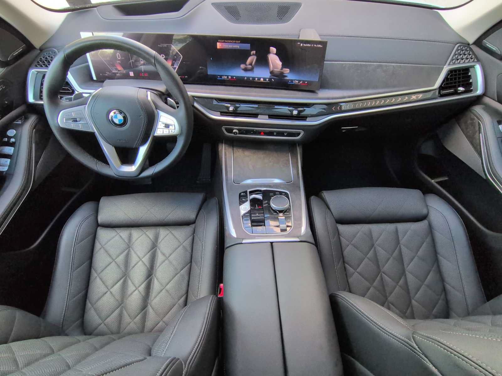 Used 2026 BMW X7 xDrive40i w/ Premium Package AWD/4WD image 16