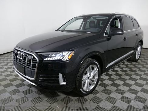 Used 2023 Audi Q7 2.0T Premium Plus w/ Premium Plus Package AWD/4WD image 7