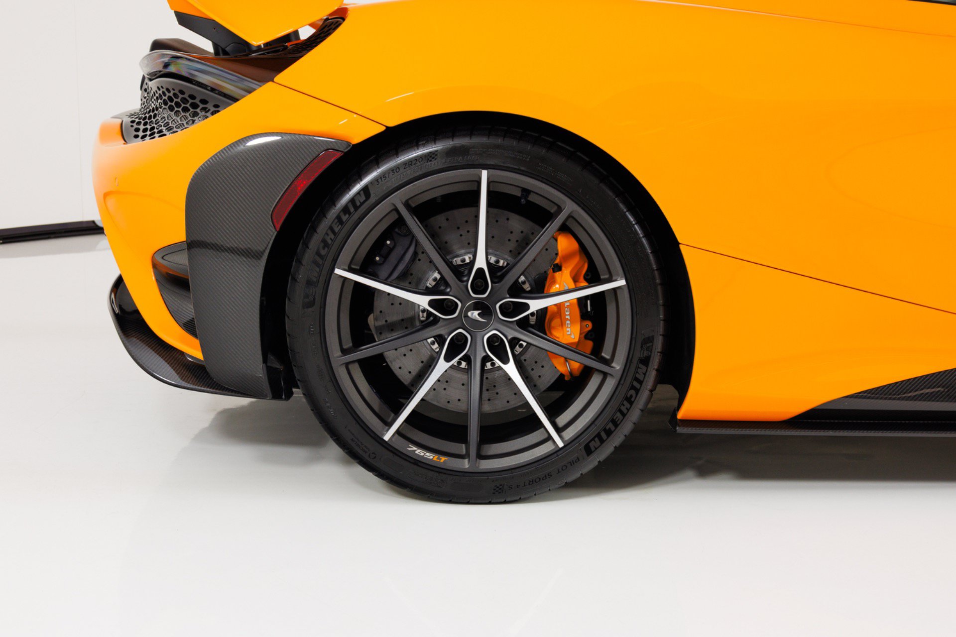 Used 2021 McLaren 765LT RWD image 14