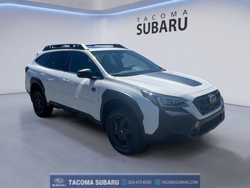 Used 2025 Subaru Outback Wilderness AWD/4WD image 7