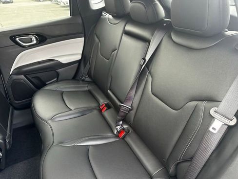 New 2025 Jeep Compass Limited image 32