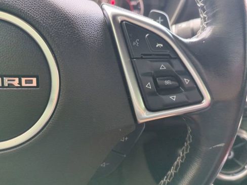 Used 2021 Chevrolet Camaro LT w/ Technology Package RWD image 29