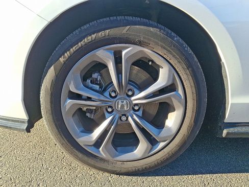 Certified 2025 Honda Accord EX-L image 11