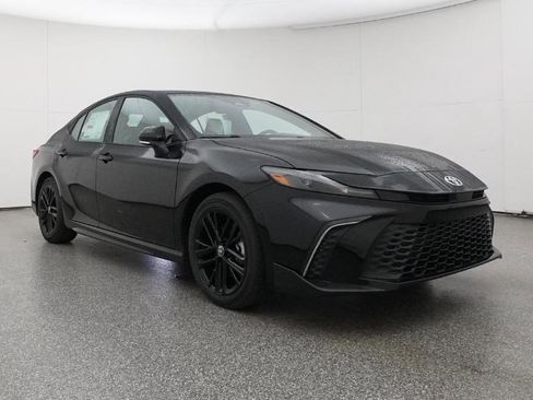 New 2026 Toyota Camry SE image 29