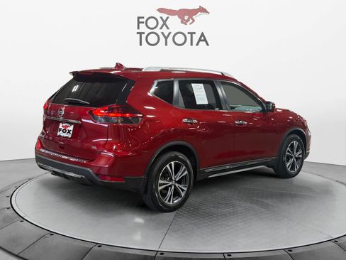 Used 2018 Nissan Rogue SL FWD image 6