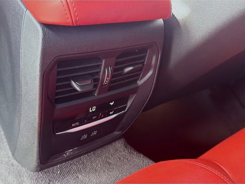 Used 2022 BMW M4 xDrive Competition w/ Executive Package image 23