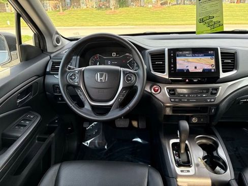 Used 2017 Honda Ridgeline RTL-T image 25