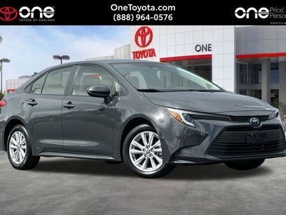Used 2024 Toyota Corolla LE w/ LE Convenience Package