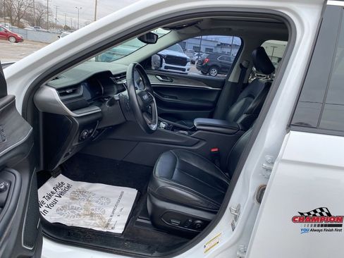 Used 2021 Jeep Grand Cherokee L Limited image 21