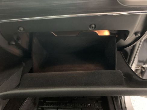 Used 2019 Jeep Grand Cherokee Limited w/ Trailer Tow Group IV AWD/4WD image 21