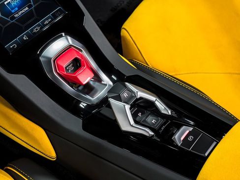 Used 2022 Lamborghini Huracan EVO AWD/4WD image 28