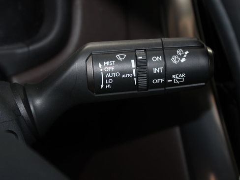 Used 2024 Lexus LX 600 4WD w/ Luxury Package image 27