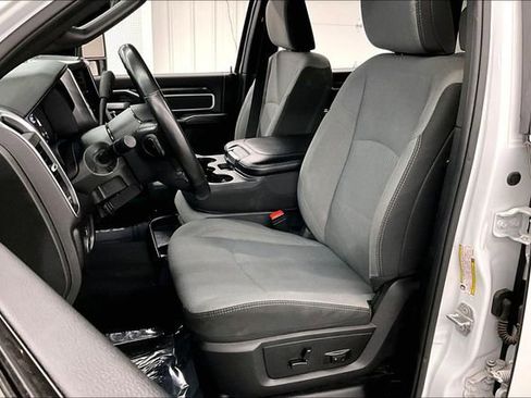 Used 2024 RAM 3500 Big Horn image 21