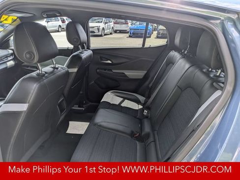 Used 2024 Buick Envista Sport Touring w/ Convenience I Package FWD image 13