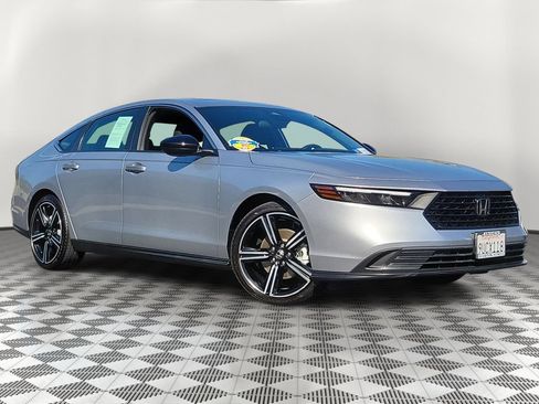 Certified 2025 Honda Accord Sport image 2