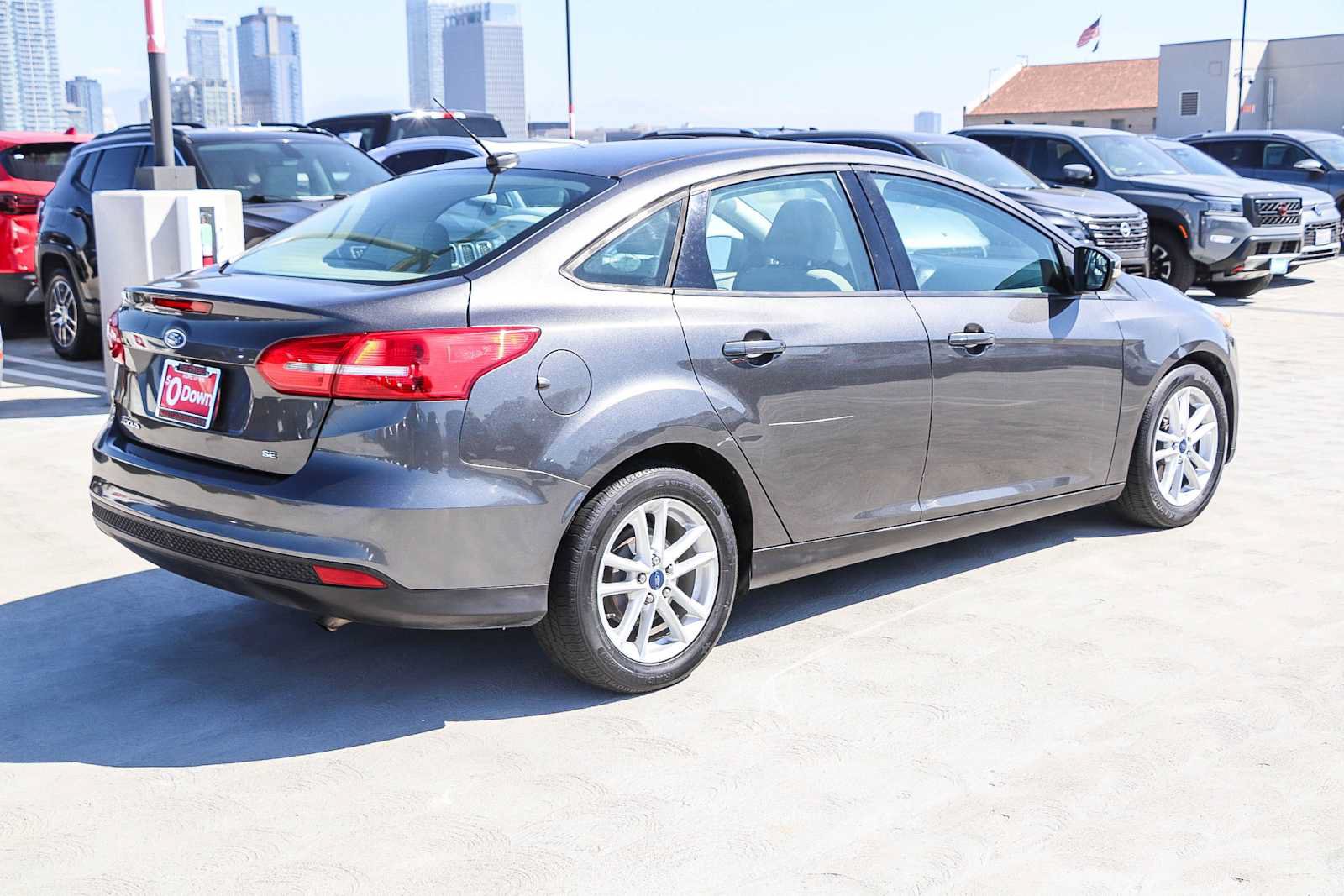 Used 2015 Ford Focus SE FWD image 6
