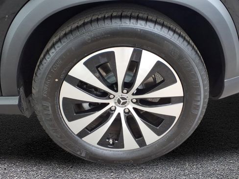 Certified 2025 Mercedes-Benz GLE 350 4MATIC image 9