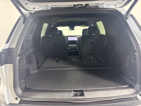 New 2026 Chevrolet Traverse LT AWD/4WD image 23