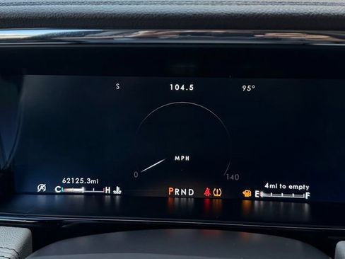 Used 2021 Lincoln Navigator L Reserve w/ Luxury Package RWD image 12