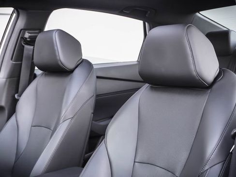 Used 2024 Honda Accord Sport image 10