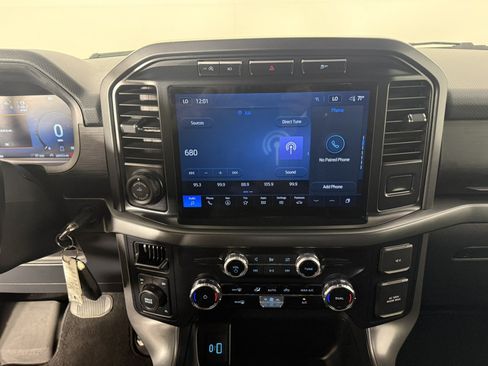 Certified 2024 Ford F150 XLT w/ XLT Black Appearance Package AWD/4WD image 18