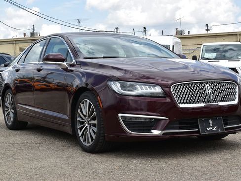 Used 2018 Lincoln MKZ Select w/ Select Plus Package image 3