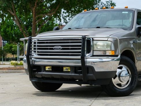Used 2003 Ford F350 XLT RWD image 10