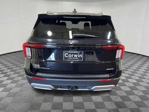 Used 2025 Ford Explorer Platinum w/ LUX Leather Package AWD/4WD image 6